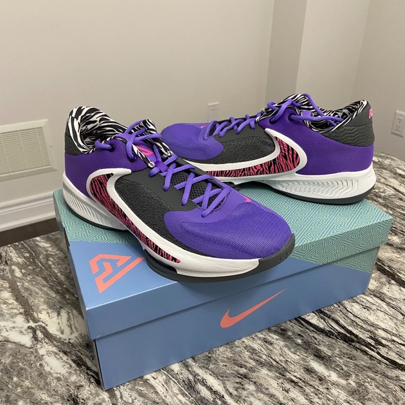 Nike Zoom Freak 4 NRG 'Lightning’ Basketball Shoes (Size 11) - Picture 1 of 7